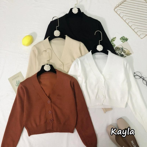 預購?免運? 百搭V領短版排釦針織外套 A1148 #Kayla.girl #少女愷拉
