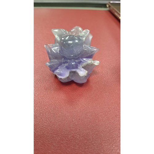 天然螢石九尾狐寶寶