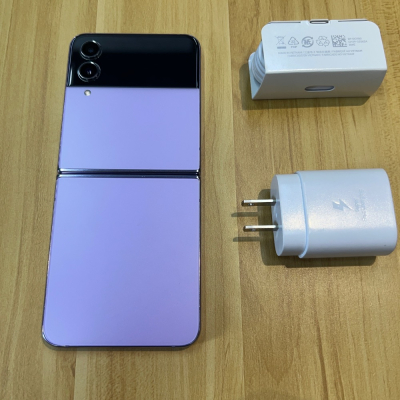 Samsung Flip4 128G 摺疊機