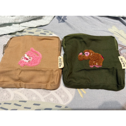 轉售全新 hahababy毛巾繡收納袋 肌肉猴子/粉忍者貓貓 臺灣製造?? 手作收納袋 拉鏈收納 行動電源收納包 小