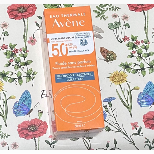 法國Avene雅漾超能輕感防曬液(無香) SPF50＋