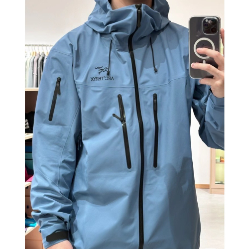 始祖鳥 風衣 衝鋒衣 Alpha系列 Sv 第7代 GORE-TEX Pro 刺繡Logo圖案休閒運動連帽拉鍊硬殼衝鋒衣