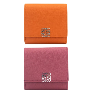 【LOEWE 羅威】 LOEWE 石紋小牛皮Anagram翻蓋短夾 __DVSHOP 保證正貨 台灣現貨不用等