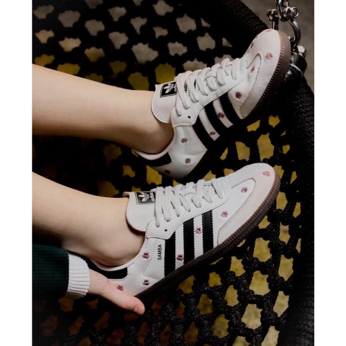 adidas Samba OG 休閒鞋 白黑色｜白色｜黑色｜咖啡底｜刺繡｜紫色小花｜皮革｜麂皮｜平底鞋｜女款鞋