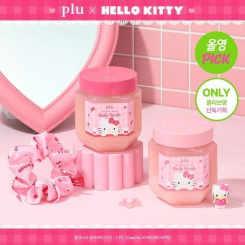 韓國 plu x HELLO KITTY 香氛海鹽身體磨砂膏 木質花香 600g/入 贈可愛髮圈?