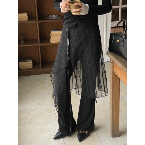Eonni 正韓?? 《ins蕾絲半搭裙》