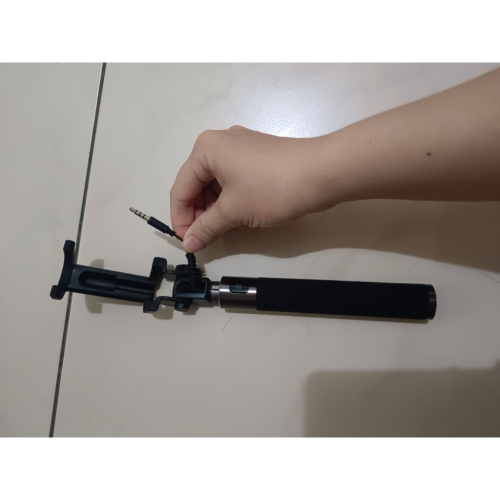 喵喵的宅窩。華為自拍棒