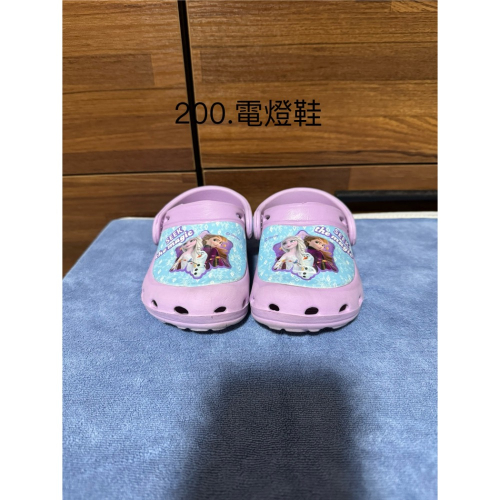 電燈鞋