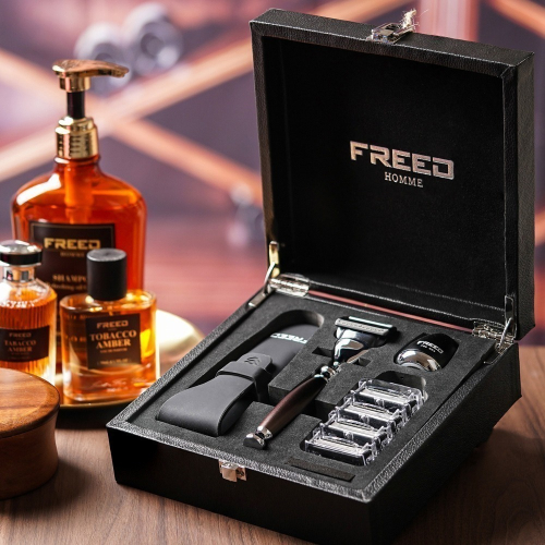 【FREED】尊爵四件組五刀式刮鬍刀禮盒 - 馬鞍棕