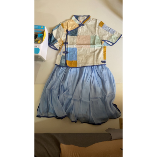 全新童裝 如圖