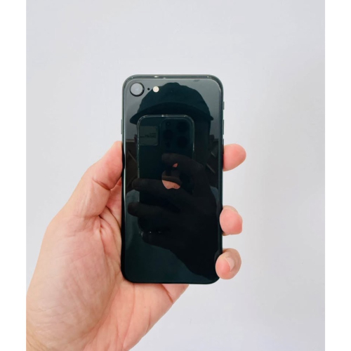 iPhone SE2 128G 黑色 外觀9.8新電池最高100% 分期付款0利率/高價回收舊機折抵/門號搭配優惠