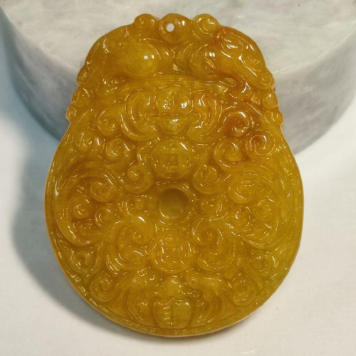 ?福在眼前?天然緬甸玉A貨翡翠-黃翡 精雕 福在眼前 附證書 現貨實拍優惠特價【92jade 遇見善緣】