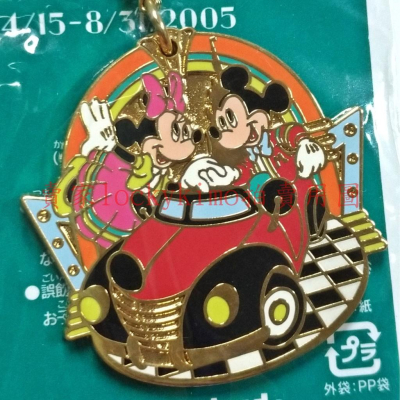 【米奇 米妮 搖滾 金屬 吊飾】ROCK around the mouse 徽章 掛飾 浮雕 迪士尼 disney 賽車