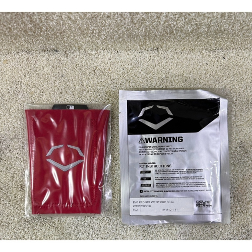 = 威勝 運動用品 = EVO PRO SRZ 打擊護腕 WTV5200SC (紅)