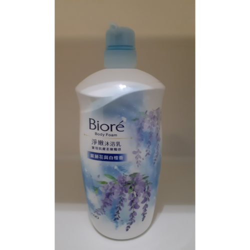 粟米小舖-蜜妮Biore 淨嫩沐浴乳 紫藤花與白檀香 1000g