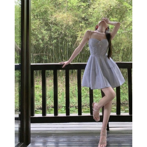 韓系 華麗耀眼 超甜美 閃亮金粉 細肩帶魚骨A字小禮服 灰藍色 性感小禮服 生日趴 生日洋裝 夜店洋裝 馬甲