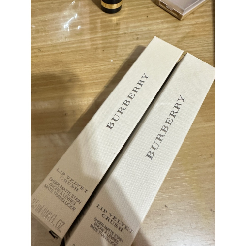 Gucci 口紅色號640+Burberry唇釉兩支