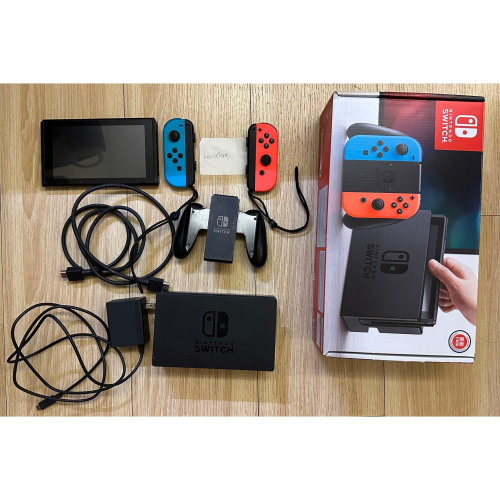 售 初代 Switch 主機(紅藍)
