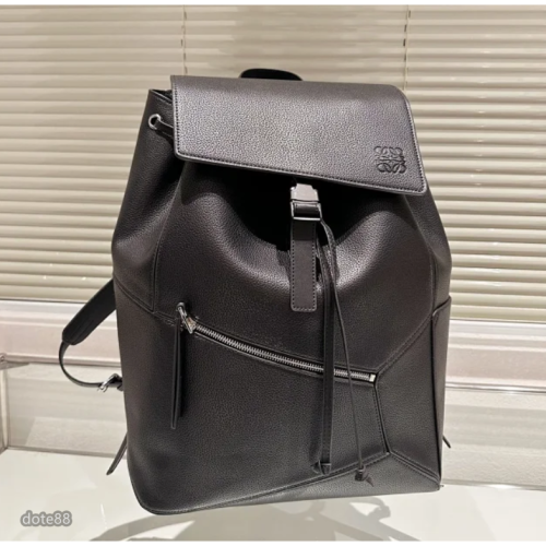 【Loewe】男生雙肩包背包手提包簡約大氣可調節肩帶耐磨耐用簡便實用經典印花大容量內部有夾層輕便實送男友生日節日禮物