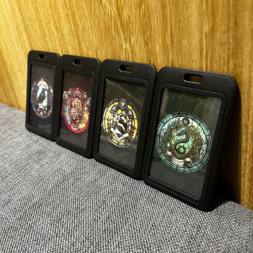 霍格華茲 四大學院徽章 悠遊卡(實體悠遊卡)：葛來分多 赫夫帕夫 雷文克勞 史萊哲林 Harry Potter哈利波特