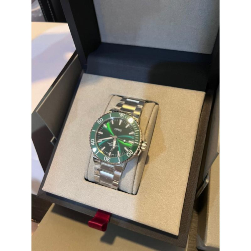 Oris 時間之海 綠面 鋼錶帶 機械錶 背後鏤空設計 全新正品?