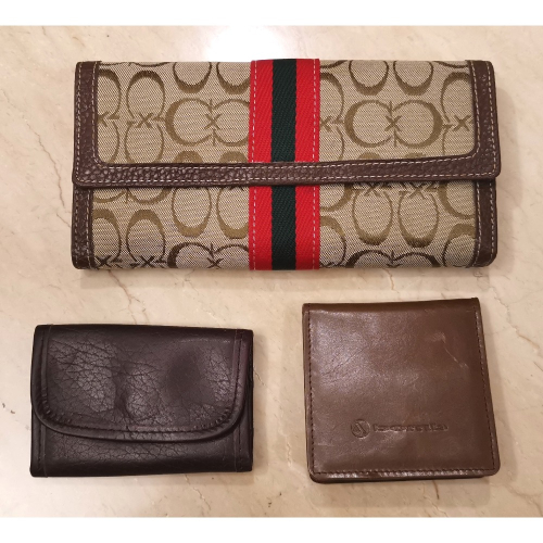 二手物品，中型皮夾+零錢包+鑰匙包，三樣打包一起賣，不拆賣