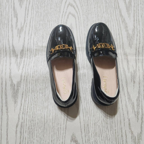 【sigmanet家庭百貨】全新女用黑色皮鞋尺碼:25.5