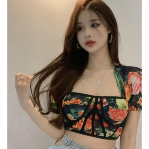 復古方領碎花網紗短版上衣 短袖T恤女 碎花上衣 修身露臍短袖T恤 性感印花上衣 辣妹風上衣/女裝