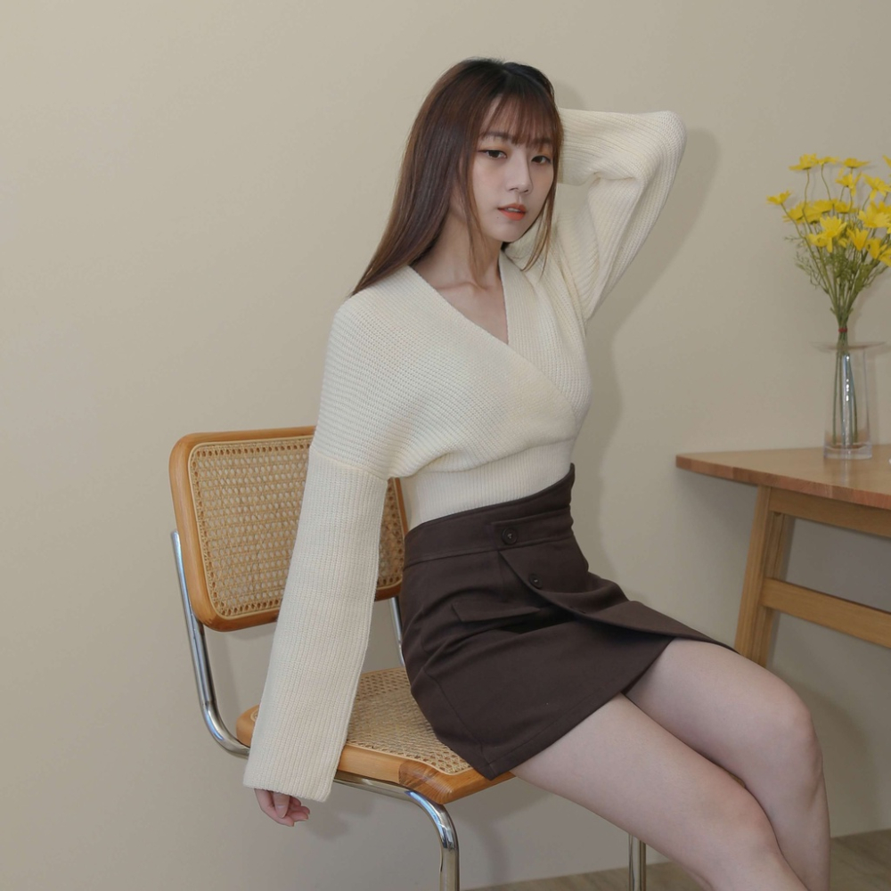 【Our Studio】V領落肩粗針織上衣 灰色 杏色(現貨)