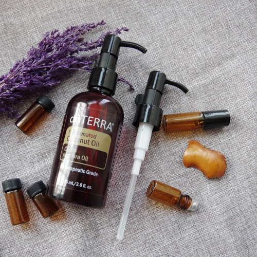 熱賣 現貨doTERRA 多特瑞 新版椰子油鴨嘴按壓頭1組 分餾椰子油專用按壓頭 按壓頭 長壓頭