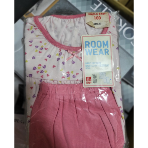 ＂全新出清＂UNIQLO BABY 短袖居家服2件組 100