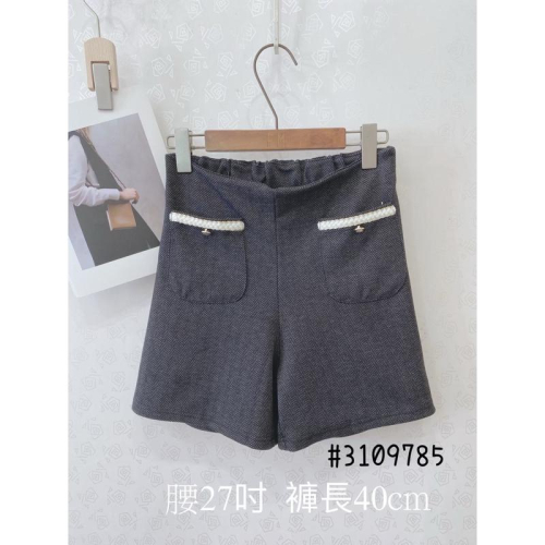 《MIKA米卡服飾》現貨 小香風短褲 短褲 彈力短褲 台灣製 時裝短褲 上班褲 黑褲 織帶釘釦 人字紋 9785 女裝