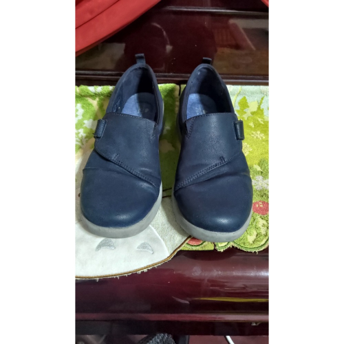 Clarks 包鞋 魔鬼氈 休閒鞋 福樂鞋 海軍藍 us7.5 CN235 EU38 500