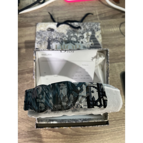 Dior皮帶