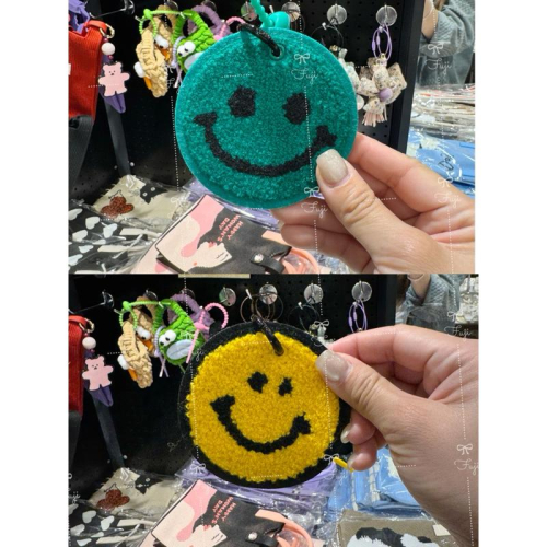 【富士??韓國代購】全新正版現貨 韓國限定 微笑 ☺︎ 刺繡 毛絨 鑰匙圈 吊飾 掛飾