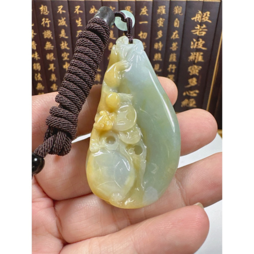 天然翡翠A貨-招財貔貅發財富貴如意立體掛件 商品編號：071004