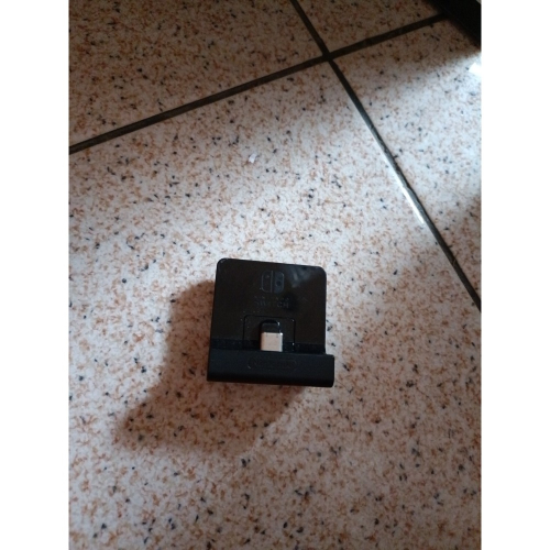 原廠多角度充電底座