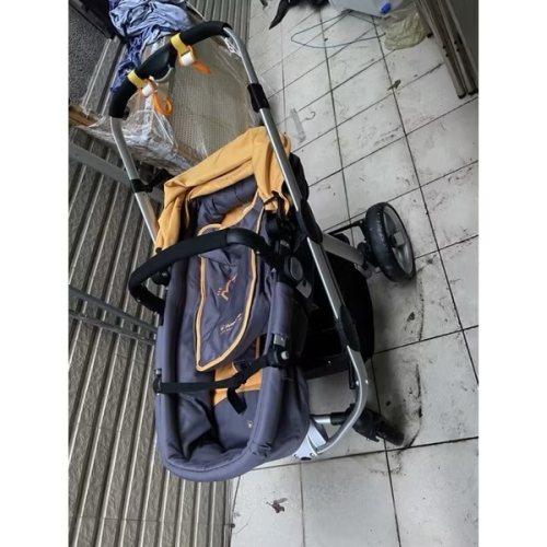 黃色小鴨戰車級推車