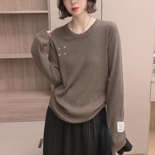 DearGod正韓女裝歐洲站2022秋季新款圓領胸口明線設計針織衫長袖袖子貼標打底衫女