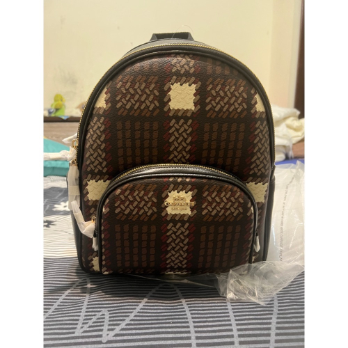 二手近新 用一次 coach中型後背包outlet購入