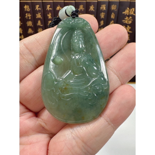 天然翡翠A貨-觀自在水月觀音掛件 商品編號072210