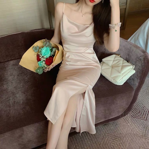 ❤️現貨在台，杏S- XL 法式 氣質 性感 伴娘 吊帶 禮服 名媛 收腰 顯瘦 連衣裙 洋裝 中長款 長裙 包臀 緞面