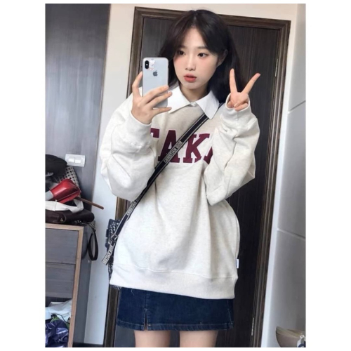 學院感米白色大學踢?‍?