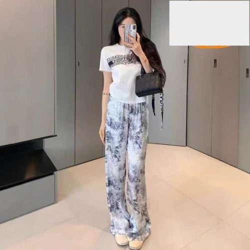 巨好看的時尚運動套裝女夏季高級感白色T恤暈染寬褲休閒兩件套