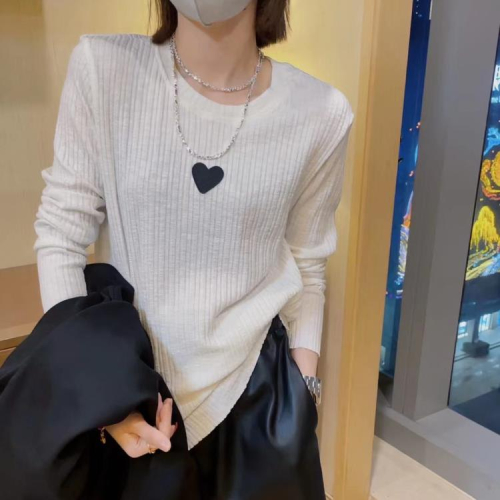 DearGod正韓女裝歐洲站2022秋季新款正韓圓領胸口愛心印花修身長袖打底衫白T恤女