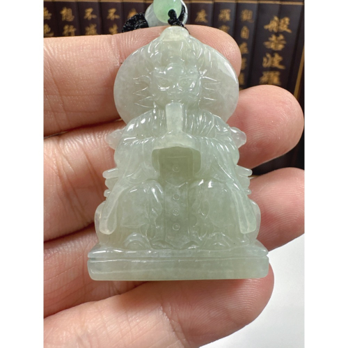 天然翡翠A貨-東海龍王立體厚庄掛件，小擺件 商品編號071303