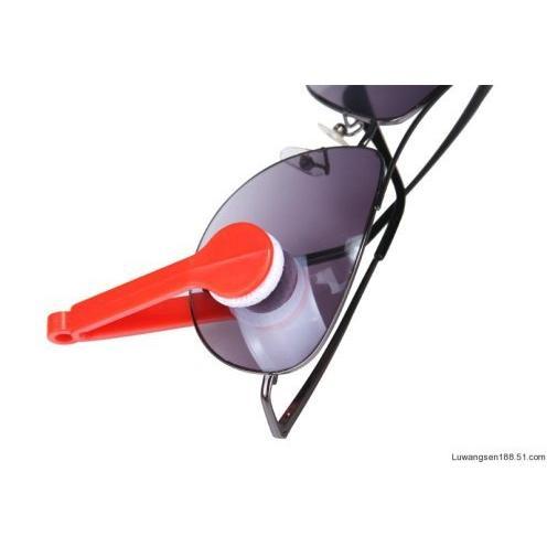 【夜市王】便攜式多功能眼鏡擦拭器 神奇眼鏡抹布 眼鏡擦拭器 15元
