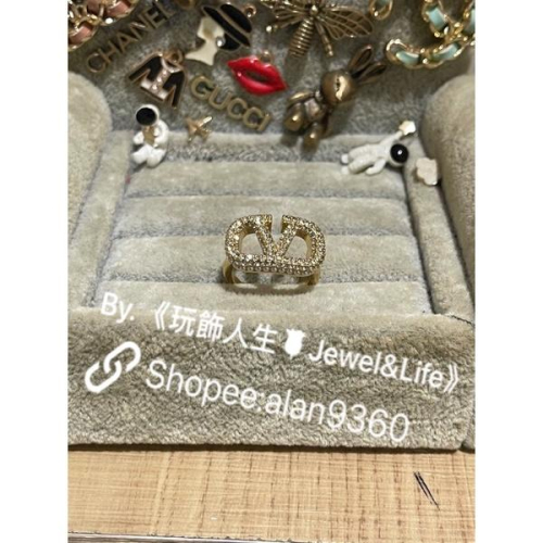 VALENTINO 超美 基本款 LOGO 水鑽 珍珠 開口 二手 淡金色 造型 戒指