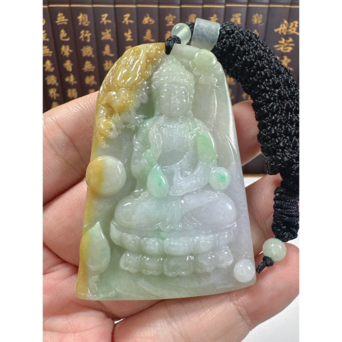 天然翡翠A貨-觀自在有求必應乘龍觀音立體厚庄掛件 商品編號071409