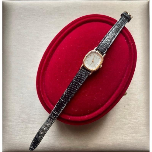 二手古著日本SEIKO精工皮革石英錶女錶表